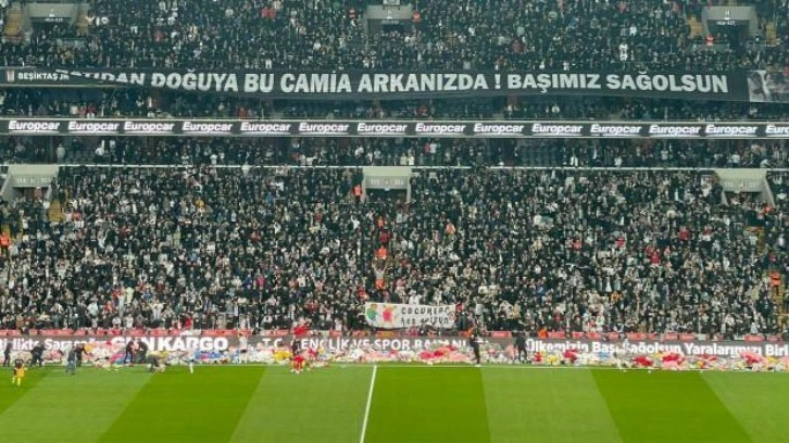 Beşiktaş ile Antalyaspor maçında duygulandıran görüntüler!