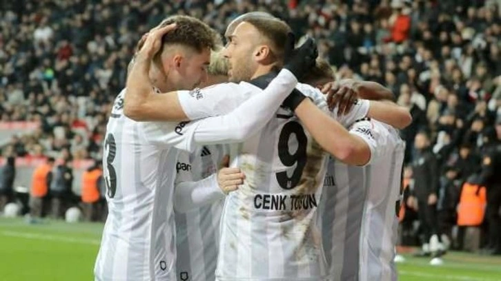Beşiktaş, Konyaspor'u 2-0 Mağlup Etti
