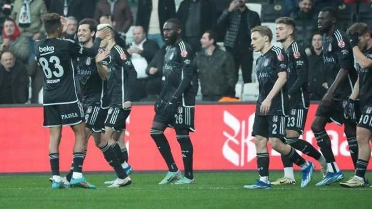 Beşiktaş Ziraat Türkiye Kupası'nda Yarı Finale Yükseldi!