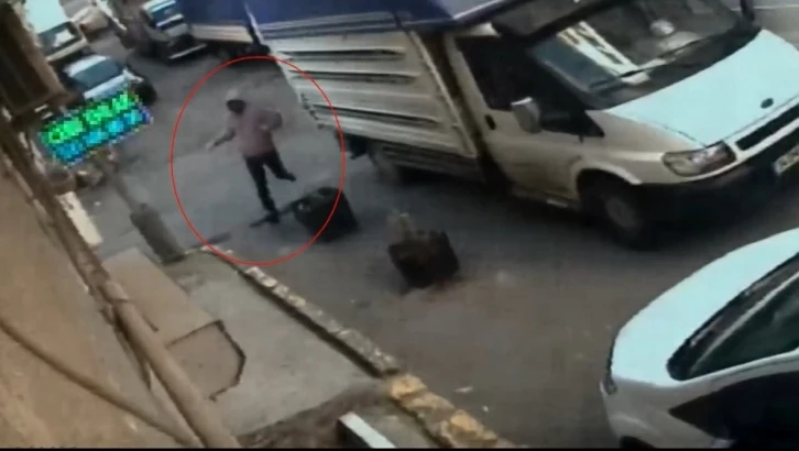 Beyoğlu’nda halk pazarında “aşağılama” cinayeti kamerada: 5 yıllık kin cinayetle bitti

