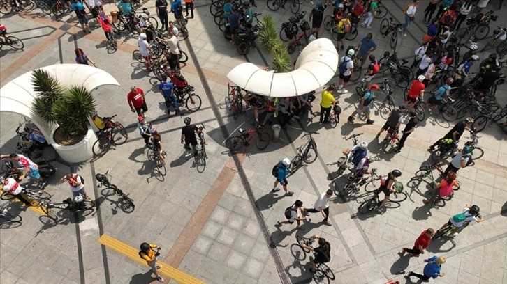 Bisikletle "sağlıklı toplum, temiz şehirler"