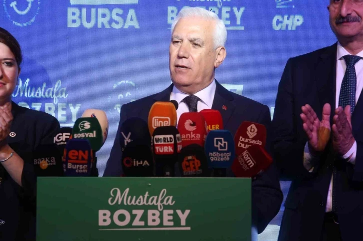 Bursa Büyükşehir Belediye Başkan Adayı Bozbey: "Yarın sabahtan itibaren bu kentte herkes mutlu yaşayacak"

