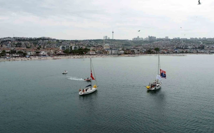 Büyükçekmece’de 19 Mayıs Su Sporları Festivali renkli görüntülere sahne oldu
