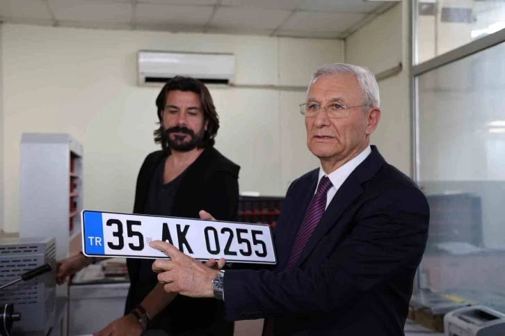 Celil Anık: “İzmir’de taksi ücretlerine zam yok”
