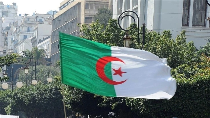 Cezayir Cumhurbaşkanlığı Seçim Tarihi Erken Mi Açıklandı?