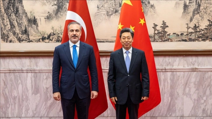 Dışişleri Bakanı Fidan, Pekin'de Çin Komünist Partisi yetkilisiyle görüştü