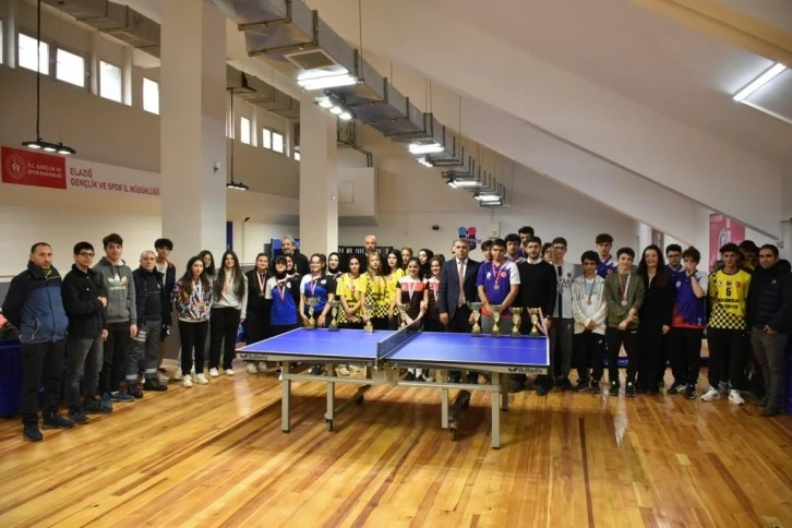 Elazığ’da masa tenisi müsabakaları sona erdi
