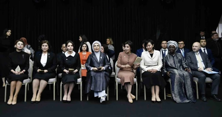 Emine Erdoğan "Çocuklar ve Gençler İş Başında - Orta Asya’da İklim Değişikliği” forumuna katıldı
