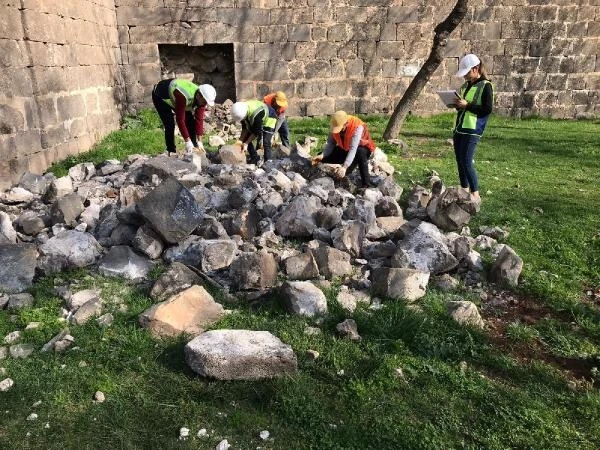 'Enkaz arkeolojisi'yle 288 eser kurtarıldı