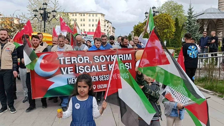 Erzurum’da hekimler ve sağlıkçılar Filistin için "sessiz yürüyüş" yaptı
