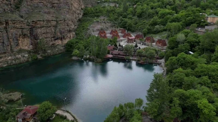 Erzurum’daki Yedi Göller turistleri büyülüyor
