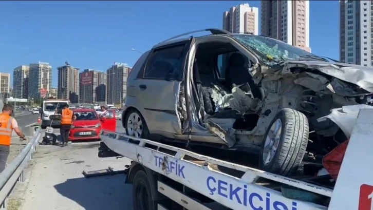 Eyüpsultan’da trafik kazası: 1’i ağır 3 yaralı
