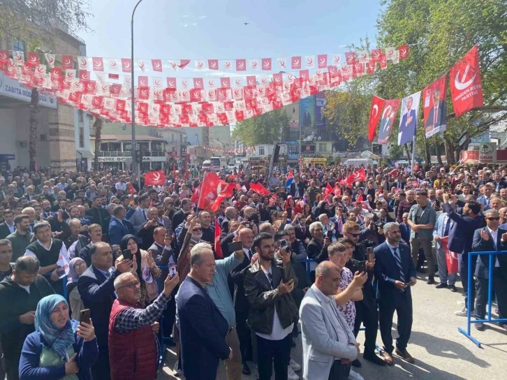 Fatih Erbakan: "İstanbul adayımızı çekmeye hazırız"
