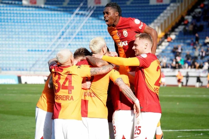 Galatasaray yenilmezlik serisini 18 yaptı
