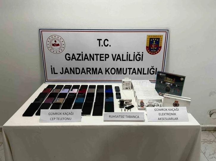 Gaziantep’te 2 milyon TL değerinde kaçak telefon ele geçirildi