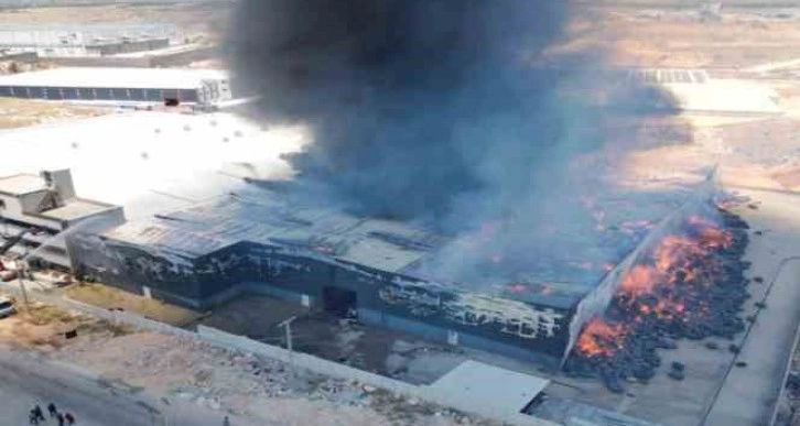 Gaziantep’te fabrika yangını: 10 kişi hastaneye kaldırıldı