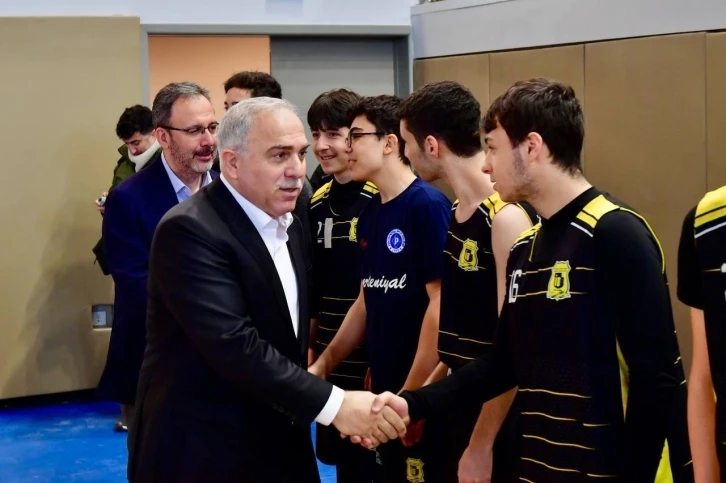 Gençlik ve Spor Bakanı Bak: &quot;Türkiye Avrupa’nın ve dünyanın en modern stadyumlarına sahip”
