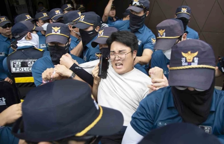 Güney Kore’de "Fukuşima" protestosu: 16 kişi gözaltına alındı
