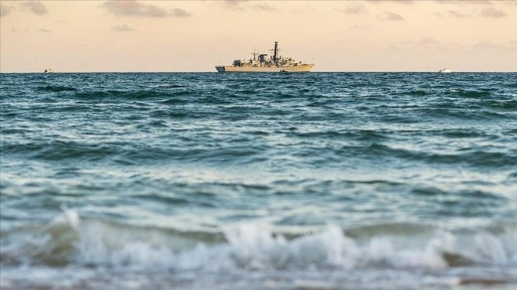 Hindistan, Umman Denizi'ndeki saldırı sonrası bölgeye savaş gemileri konuşlandırdı