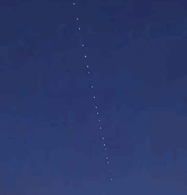 İstanbul semalarında Starlink uyduları görüldü
