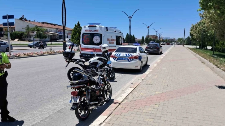 Karaman’da otomobil ile motosiklet çarpıştı: 1 yaralı
