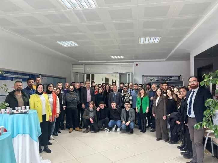 Kastamonu Üniversitesi’nde "İhtisas Odaklı Öğrenci Projeleri Bilim Şöleni" gerçekleştirildi
