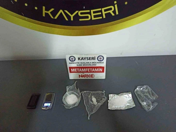 Kayseri'de Polis Ekiplerinden Büyük Operasyon!