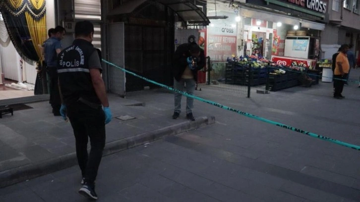 Kayseri'de kavgayı ayırmaya çalışan esnaf vuruldu