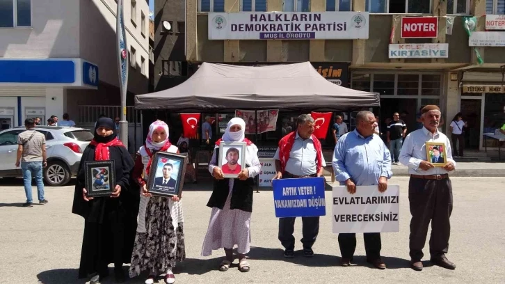 Kılıçdaroğlu’nun "Demirtaş serbest bırakılsın" açıklamasına evlat nöbetindeki annelerden tepki
