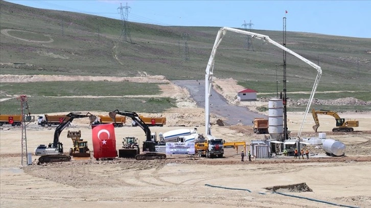 Lila Kağıt 3 milyar lirayı aşan yatırımla Erzurum'a fabrika kuruyor