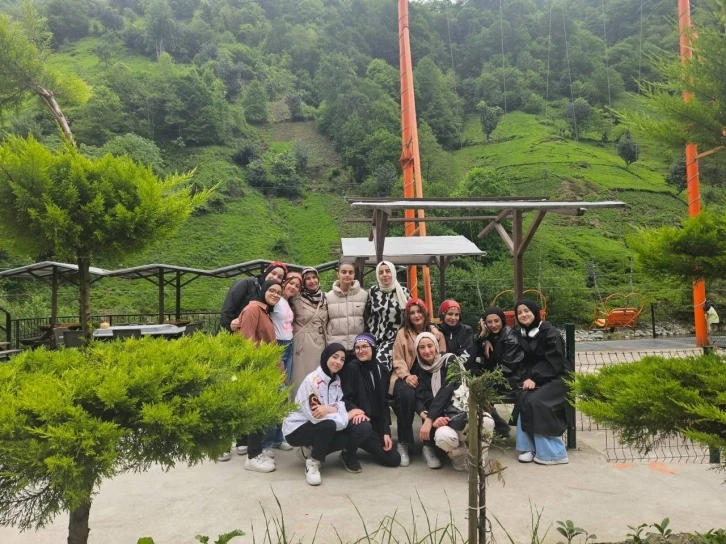 Lise öğrencilerinin Trabzon ve Rize gezisi
