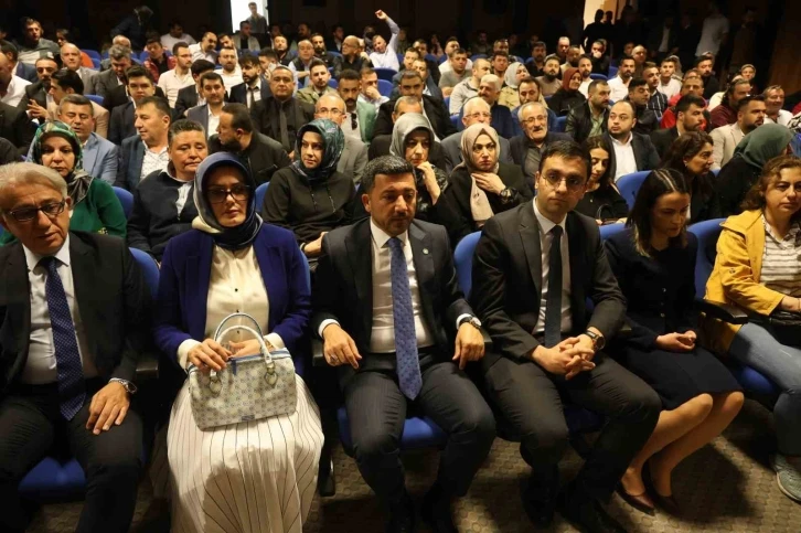 Mazbatasını alan İYİ Partili Rasim Arı: "Seçim bitti, defter kapandı"
