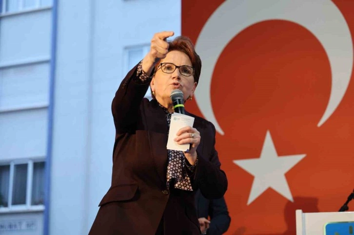 Meral Akşener Aksaray’da Seçim Çalışmalarını Sürdürdü