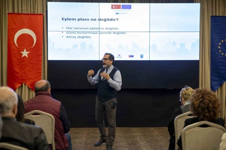 Mersin Büyükşehir Belediyesi Sivil Katılım Projesi Kapsamında Çalıştay Düzenledi