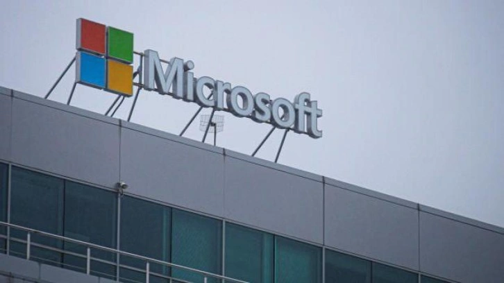 Microsoft, Ukrayna'daki savaş nedeniyle Rusya operasyonlarını azaltıyor