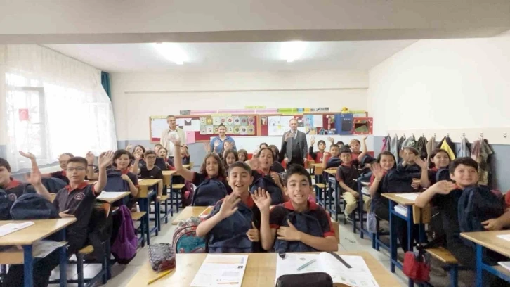 Milli Eğitim Bakanı Tekin’e ilkokul öğrencilerinden mektup
