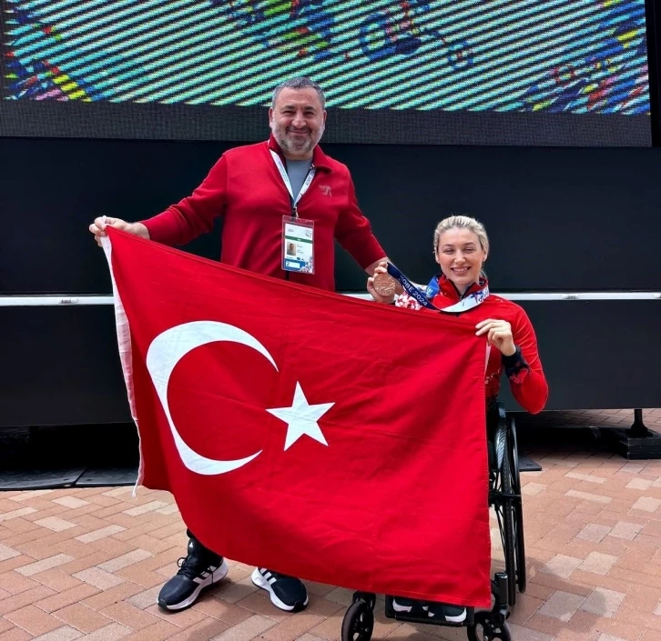 Milli sporcusu Hamide Doğangün Dünya Şampiyonası’nda 3 bronz madalya kazandı
