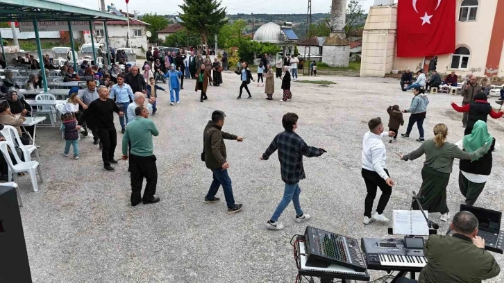 Okluca Köyü’ndeki Hıdrellez kutlamaları

