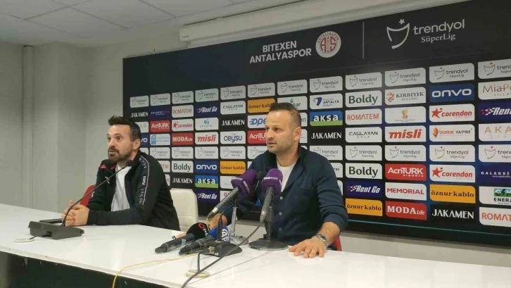 Osman Zeki Korkmaz: "Çok klas bir kulüp olarak, Türk futboluna değer katarak kümeye gidiyoruz"
