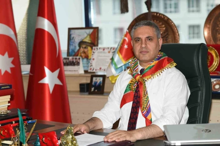 Osmanlı Ocakları Genel Başkanı Canpolat: "Osmanlı ilk giysimiz ise Türkiye Cumhuriyeti ise bir üst giysimizdir"
