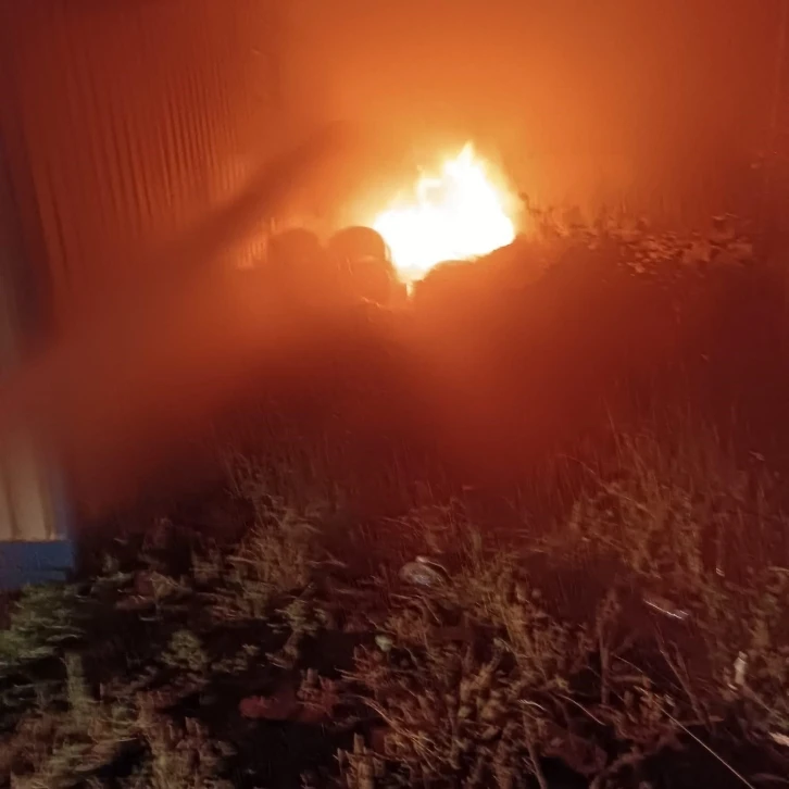 Payas’ta iş yerinde çıkan yangın söndürüldü
