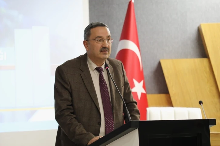 SGK Van İl Müdürü Abidin Göksoy: &quot;Türkiye, ‘Genel Sağlık Sigortası’ sistemi ile tüm dünyaya örnek oldu”
