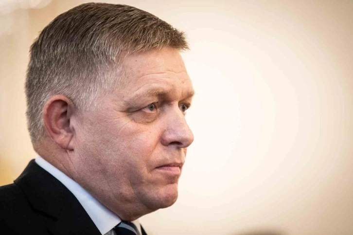 Silahlı saldırıya uğrayan Slovakya Başbakanı Fico’nun hayati tehlikesi bulunuyor
