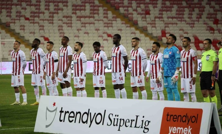 Sivasspor Sezonun 12. Beraberliğini Aldı