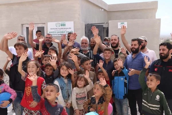 Suriye’deki 144 aileye yeni yuva
