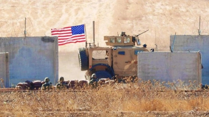 Suriye'nin Deyrizor ilindeki ABD üssüne saldırılar düzenlendi