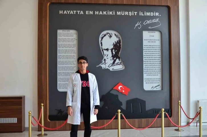 Türk öğrencinin kanser araştırması, uluslararası bilimsel dergide yayımlandı
