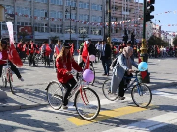 100 öğrenciyle 100'üncü yıl bisiklet turu