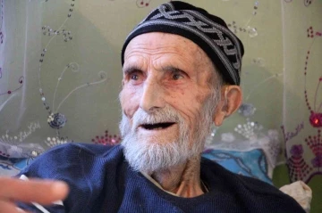 100’ün üzerinde torunu olan 105 yaşındaki Bekir dede hayatını kaybetti
