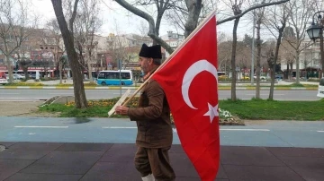 6 yıldır Türk bayrağıyla Çanakkale’ye yürüyor
